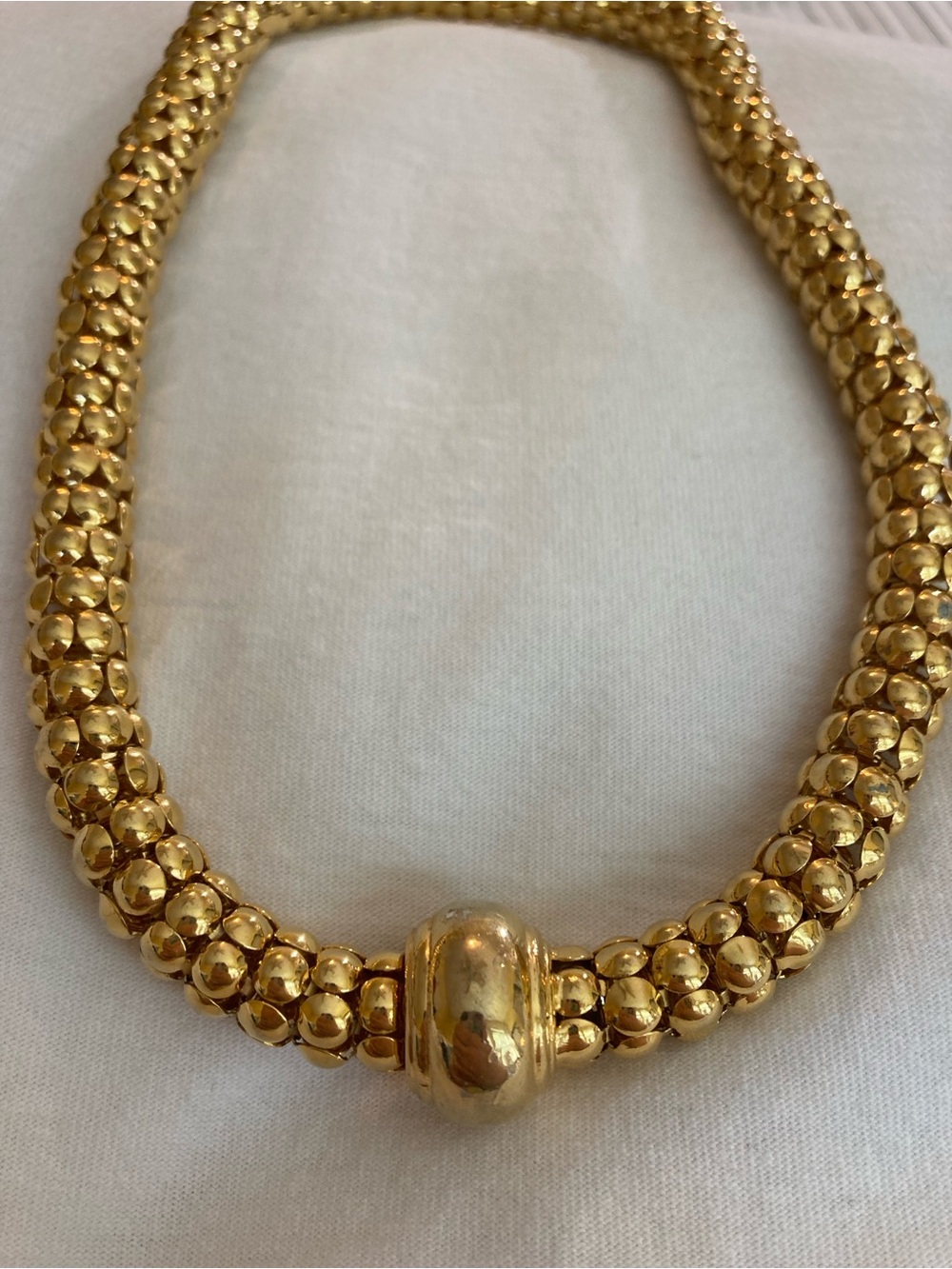 Popcorn Designed Textured Gold Tone Necklace with Snap Front Clasp